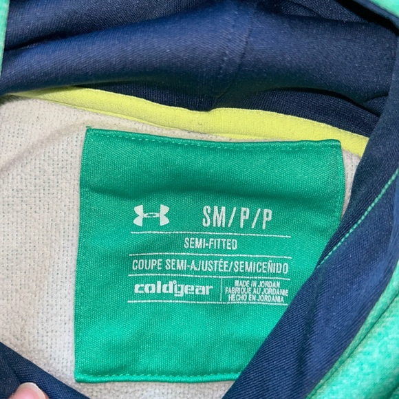 Under armour sweater size small 😻 - Picture 3 of 4